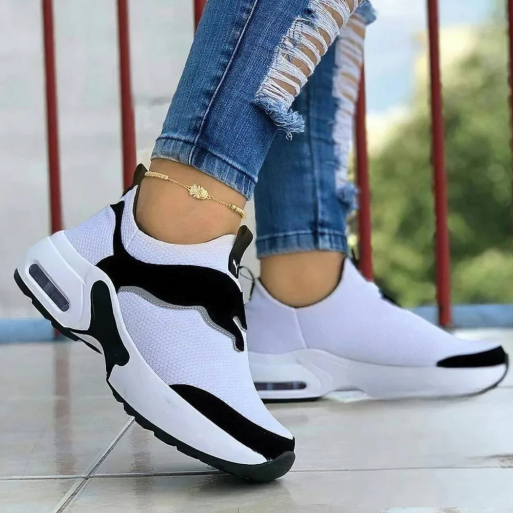 Veja Volley SUEDE Blue | BSTN Store, image size:1000x1000